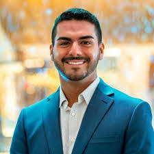 Dale Chin's Instagram, Twitter & Facebook