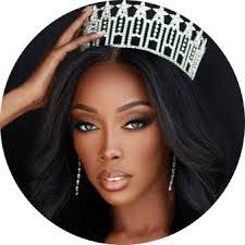 Andrea Danson's Instagram, Twitter & Facebook