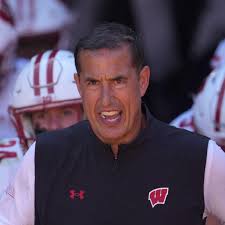 Wisconsin football fans criticize Luke Fickell after loss to USC