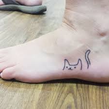 A floral design is a great foot tattoo idea as it perfectly conveys the femininity of the wearer. 120 Tiny Foot Tattoo Ideas Showing Sometimes Less Is More Bored Panda