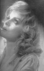 Ann-Margret riveting as Blanche in A Streetcar Named Desire!