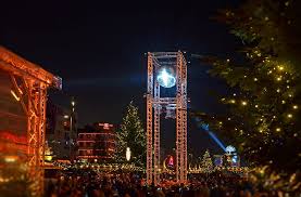 Apr 09, 2020 · ein grauer betonkoloss ragt aus dem heiligengeistfeld, mitten im herzen von st. Hd Wallpaper Christmas Market St Pauli Hamburg Reeperbahn Mulled Wine Wallpaper Flare