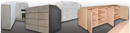 Une solution est de faire réaliser votre placard sur mesure en bois et de coller par la suite des miroirs sur les portes. Meuble Sur Mesure Placard Sur Mesures Dressing Sous Comble Plusdeplace Fr