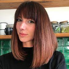 A Popular Medium Length Bob For Thick Hair And With Bangs Thick Hair Styles Medium Bob Hairstyles Medium Hair Styles