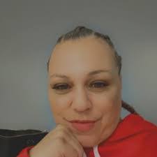 Latasha Moss's Instagram, Twitter & Facebook