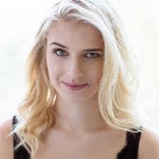 Anna Isaac (@annaisaacbooks)