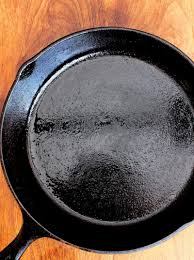 How To Season A Cast Iron Skillet Cast Iron Cleaning Cleaning Cast Iron Pans Seasoning Cast Iron