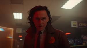 По мере того, как marvel studios продолжают осваивать телевизионное пространство с помощью disney+, студии пришлось столкнуться с целым рядом новых проблем. V Novom Trejlere Loki Tom Hiddlston Chinit Slomannuyu Im Zhe Realnost
