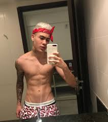 Also see camelot, duration, release date, label, popularity, energy, danceability, and happiness. Midianews Mc Kevinho Descumpre Contrato Deixa Criancas Esperando E Sera Processado