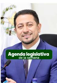 Recién terminamos la sesión de jefes de bloque. Esta semana se discutirán  15 iniciativas, entre ellas leyes de inversión en territorio comunal,  salud, empleo y fortalecimiento agropecuario. El jueves ...
