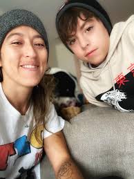 Where did sir issac Newton born?no choise guys.