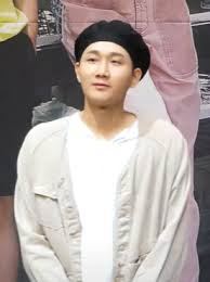 Korean Hosts & Presenters