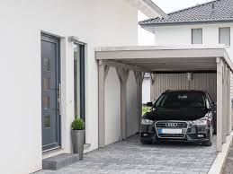 Carport Fur Einen Pkw Mit Abstellraum Fur Fahrrader Und Gartengerate Hinter Dem Stellplatz Perfekt Auf Die Wunsche Und Platzver Carport Flachdach Carport Holz