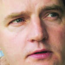 Czterdziestolatek z przeszłością