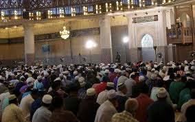 Khutbah jum'at singkat terbaik menyentuh hati oleh kh endang badarrahman di masjid raya al mukhlisin pluit khutbah jum'at. Beri Tumpuan Ketika Bacaan Khutbah
