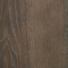 Gray floors with hickory cabinets are dramatic and in vogue. Anchor Cabinet Finish On Hickory Homecrest