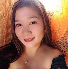 Rachel Molina's Instagram, Twitter & Facebook