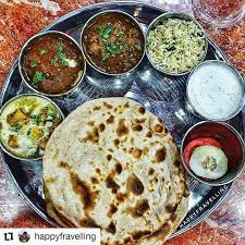 Bharawan Da Dhaba Tandoori Roti Paneer Makhani Roti