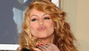 La chica dorada ha sido parte de la farándula desde muy pequeña, pues es hija de la actriz susana dosamantes. Paulina Rubio Mantiene Romance Con Joven De 22 Anos Foto 1 De 3 Celebrities Entretenimiento Peru Com