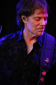 Robert Berry and Carl discussing the upcoming 3 tour which began