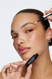 Sarah Brick's Instagram, Twitter & Facebook