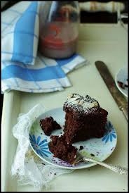 Gateau Au Chocolat Et A La Betterave Le Jour Ou La Valise Rouge S Est Volatilisee Une Histoire Pas Comme Les Autres Talons Hauts Cacao Dessert Recipes Food Chocolate