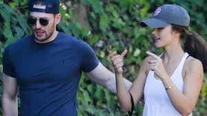 The spot holds a special significance for the duo, since they shared pda. Back Together Chris Evans And Minka Kelly Look Super Friendly Walking Their Dogs Together Entertainment Tonight