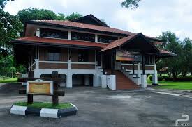 A sime darby plantation worker collects palm oil fruits at a plantation in pulau carey, malaysia, january 31, 2020. Facebook
