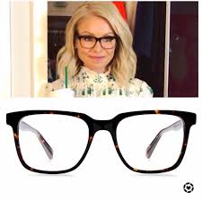Kelly Ripa S Dark Framed Glasses Warby Parker Glasses Women Kelly Ripa Victoria Secret Outfits