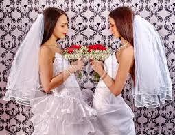 Our porno collection is huge and it's constantly growing. Hochzeit Lesben Madchen Im Brautkleid Leinwandbilder Bilder Schone Lesben Homosexuelle Myloview De