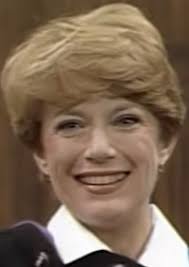 Fan Casting Jennifer Aniston as Muriel Rush in Live in Front of a Studio  Audience: Too Close for Comfort