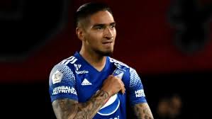 Listen to cristian arango | explore the largest community of artists, bands, podcasters and creators of music & audio. Millonarios Fc Cristian Arango Un Dia Antes Hice El Mismo Gol En El Entrenamiento Marca Claro Colombia