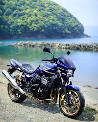 みやとも on instagram 1年前はな んにも気にせずに日本海まで走りに行けたのに 京都は緊急事態宣言解除されてないので今しばらく stayhome この前バイク保険の更新で走行距離確認したら山歩きにハマったので前年の半分も走ってへんかった cafe racer racer