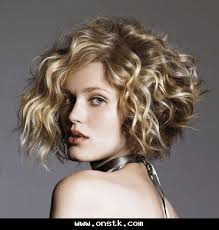 شعر كيرلي قصير Curly Hair Styles Thick Hair Styles Hair Styles