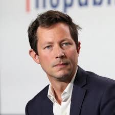 Daniel Helfrich's Instagram, Twitter & Facebook