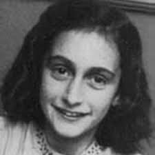 Peter Carlo Basioli : London Remembers, Aiming to capture all memorials in  London