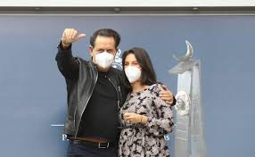 Andrea morricone, son of recently deceased italian composer ennio morricone, gestures as he accepts the princess of asturias award for the arts on. Premio Princesa De Las Artes 2020 Andrea Morricone Llega A Oviedo Para Homenajear A Su Padre El Comercio