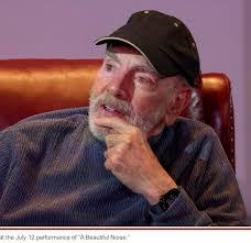 Diamond Harvey's Instagram, Twitter & Facebook