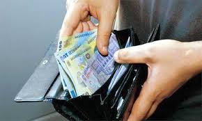 Guvernul IntenÈ›ioneazÄƒ SÄƒ IngheÈ›e È™i Salariul Minim Pentru AngajaÈ›ii Cu Studii Superioare Ce Prevede Proiectul De Hg Ziarul Unirea