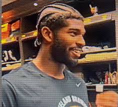 Learning to use silence as a skill