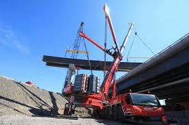 Maybe you would like to learn more about one of these? World S Largest Mobile Crane Lifts Girder With Modulift Beam Supply Post Canada S 1 Heavy Construction Equipment Commercial Truck Newspaper