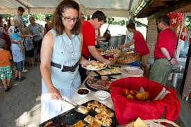 Fresh breakfasts with regional products from the farms will also be served on the next national day. Kanton Luzern 15 Bauernhofe Laden Zum 1 August Brunch