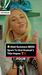 Abbie Summers's Instagram, Twitter & Facebook