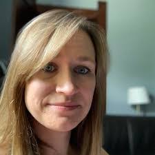 Amanda Nasser's Instagram, Twitter & Facebook