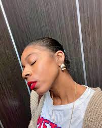 elle (@ellevate_) • Instagram photos and videos