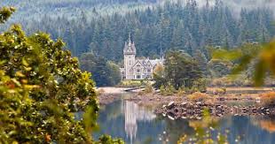 Image Detail For Photography Scotland Inverness Glenbogle Castle Landscape Castle Loch Inverness Shire Scotland Castles Monarch Of The Glen