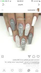 graue und weisse nagel graue nagel und weisse acryl bilder acryl bilder graue nagel rost white nails gray and white nails grey and white nails