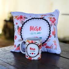 Canecas De Porcelana Para O Dia Das Maes Comecamos A Semana Com O Restante Das Encomendas Do Dia Das Maes Caneca De Porcelana 325ml Almofada 30x3 Presentes Kit Dia Das Maes Presentes Personalizados