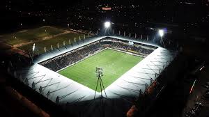 Polman stadion is the home ground of regular eredivisie staple, heracles almelo. Gemiddelde Score 8 3 Voor Schoonmaak Polman Stadion Heracles