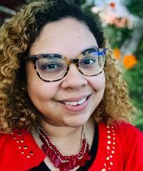 Julie Reising's Instagram, Twitter & Facebook